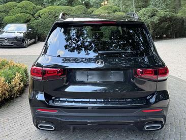 Mercedes GLB 180 — photo 8