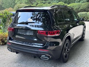 Mercedes GLB 180 — photo 9