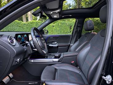 Mercedes GLB 180 — photo 13