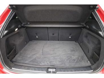 Mercedes GLA 200 — photo 12