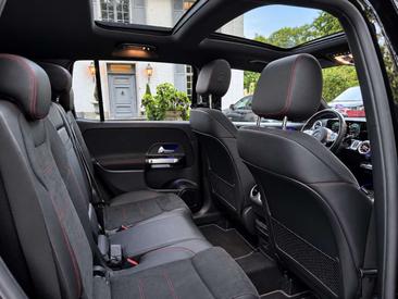 Mercedes GLB 180 — photo 17