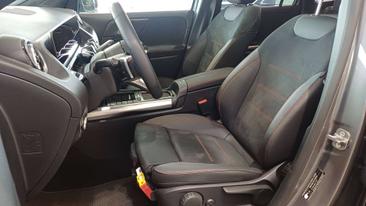 Mercedes GLA 180 — photo 15