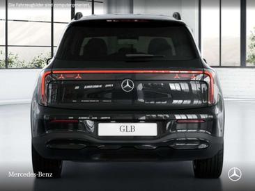 Mercedes GLB 350 4MATIC — photo 6