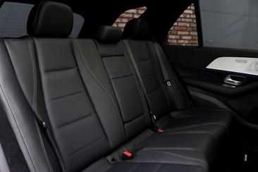 Mercedes GLE 400 E — photo 16