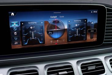Mercedes GLE 400 E — photo 22