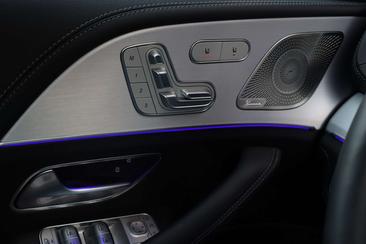 Mercedes GLE 400 E — photo 32