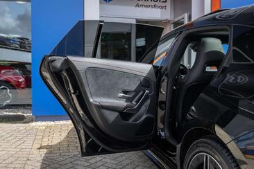 Mercedes CLA Berline 180 — photo 16