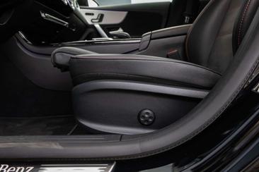 Mercedes CLA Berline 180 — photo 26