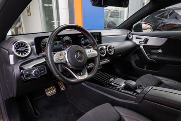 Mercedes CLA Berline 180 — photo 27