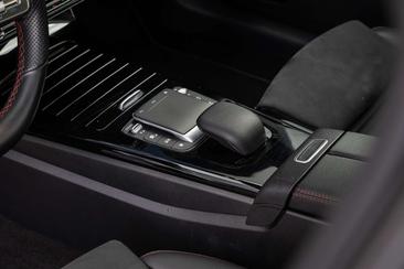 Mercedes CLA Berline 180 — photo 44