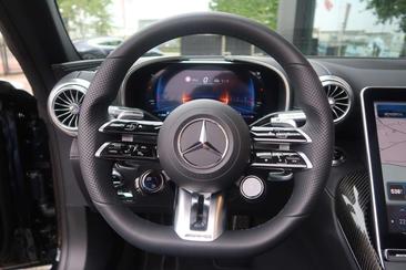 Mercedes SL Cabriolet 63 4MATIC+ — photo 5