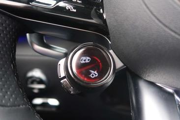 Mercedes SL Cabriolet 63 4MATIC+ — photo 11