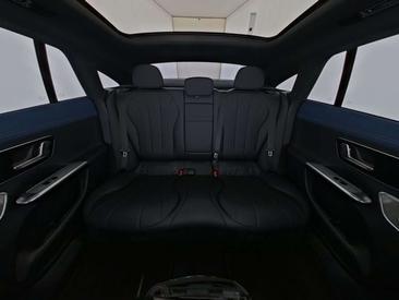 Mercedes EQE 300 PREMIUM — photo 8