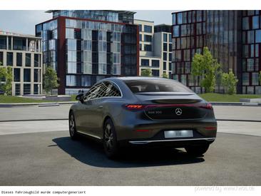 Mercedes EQE 300 — photo 10