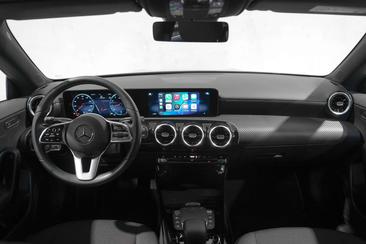 Mercedes CLA 180 — photo 4