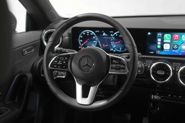 Mercedes CLA 180 — photo 12