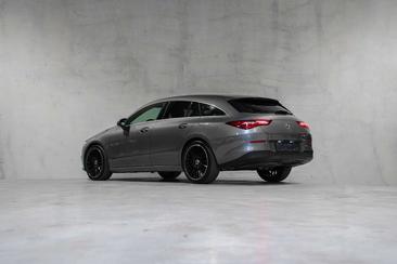 Mercedes CLA 180 — photo 17