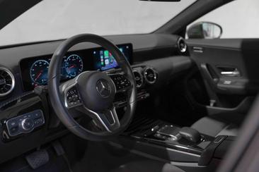 Mercedes CLA 180 — photo 18