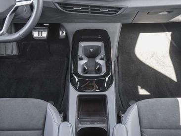 Volkswagen ID.5 Coupé SUV Pro Performance — photo 13