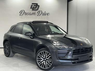 Porsche Macan — photo 2