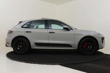 Porsche Macan I GTS — photo 12