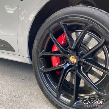 Porsche Macan I GTS — photo 8