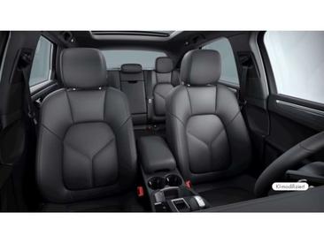 Porsche Macan I S — photo 7