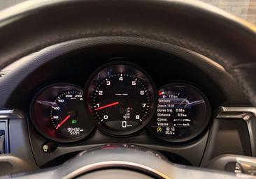 Porsche Macan — photo 12