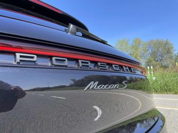 Porsche Macan I S — photo 4