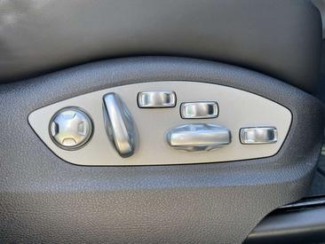 Porsche Macan I S — photo 11