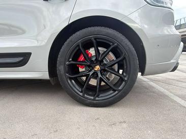 Porsche Macan I GTS — photo 6