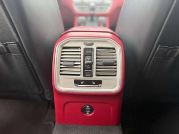 Porsche Macan I GTS — photo 22