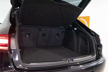 Porsche Macan I S — photo 17