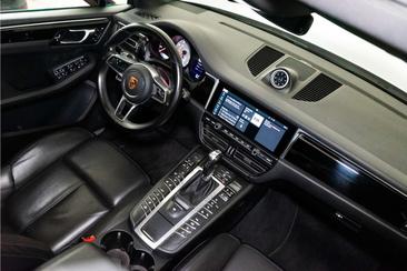 Porsche Macan I S — photo 19