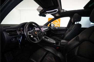Porsche Macan I S — photo 20