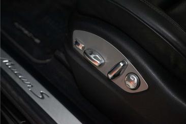Porsche Macan I S — photo 26
