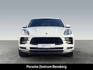 Porsche Macan — photo 7