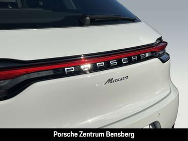 Porsche Macan — photo 19