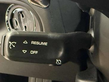 Porsche Macan — photo 28
