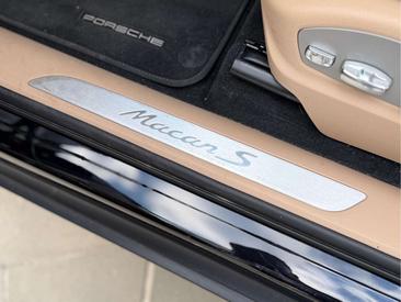 Porsche Macan I S — photo 14