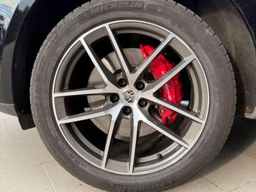Porsche Macan I S — photo 20