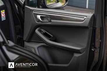Porsche Macan I GTS — photo 16