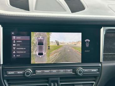 Porsche Macan I S — photo 28