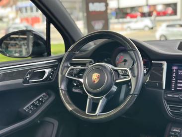 Porsche Macan I S — photo 32