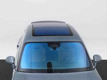 Porsche Cayenne Electric — photo 11