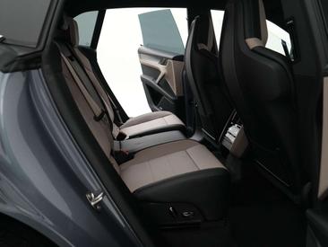 Porsche Cayenne Electric — photo 15