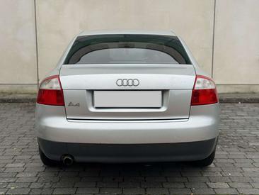 Audi A4 Avant 1.8 — photo 10