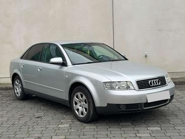 Audi A4 Avant 1.8 — photo 12