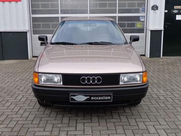 Audi 80 Berline 1.8 S NE — photo 4