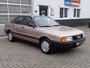 Audi 80 Berline 1.8 S NE — photo 5
